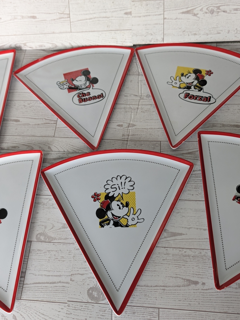 Disney Parks Mickey & Minnie Mouse Melamine Italian Pizza Plates (Set of 6)